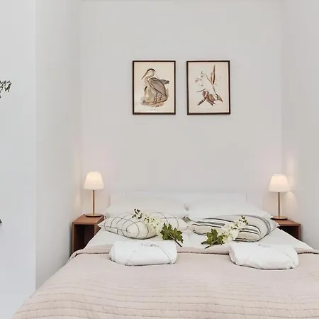 Lejlighed Railway Station Comfortable Studio By Renters *
