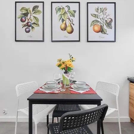 Lejlighed Railway Station Comfortable Studio By Renters